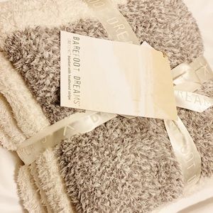 Barefoot Dreams Throw